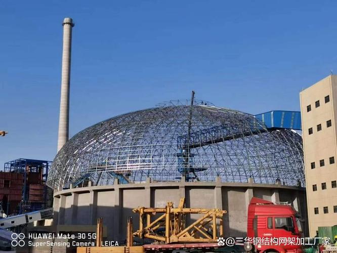 重钢结构构件工厂预制与现场拼装的优势分析